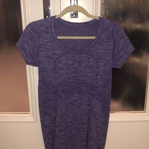 Lululemon top